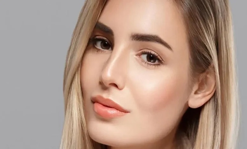 تزریق چربی به گونه: روشی برای زیبایی گونهها 3 تزریق چربی به گونه