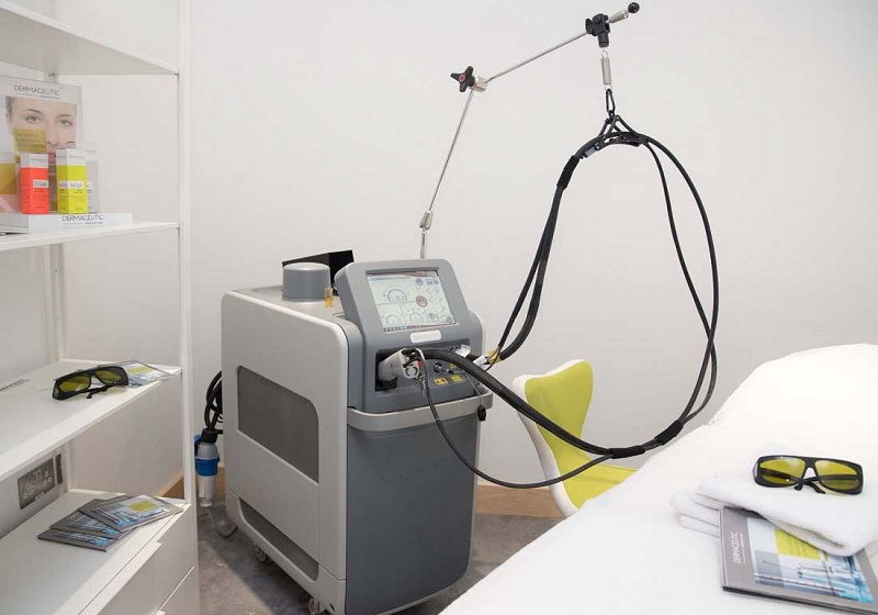 بهترین دستگاه لیزر موهای زائد 2025 (مقایسه 6 دستگاه) 2 دستگاه لیزر کندلا جنتل مکس پرو