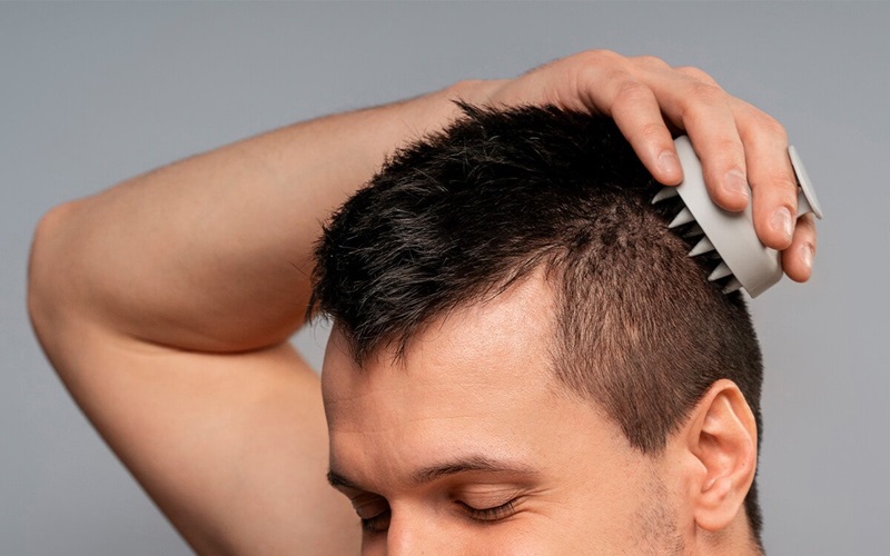 اسکراب کف سر چیست و چه فواید و مضراتی دارد؟ 1 انواع اسکراب کف سر