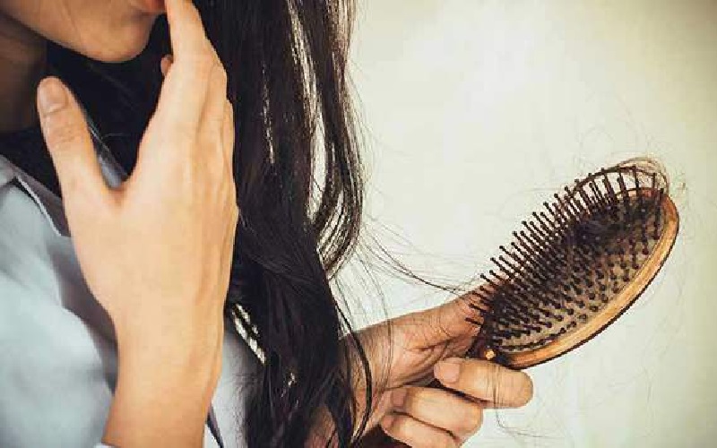 درمان خانگی ریزش مو بعد از کراتینه: راهکارهای موثر برای بازگرداندن سلامت موها 2 جلوگیری از ریزش مو بعد از کراتینه