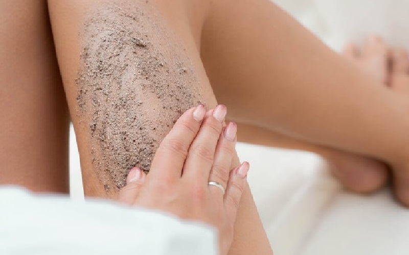 خارش بعد از لیزر کندلا: علل، درمانها و نکات پیشگیرانه 2 درمان موثر برای خارش