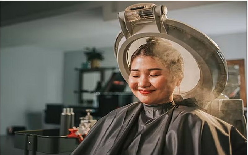 دستگاه بخور مو چیست و چه فوایدی دارد؟ + معرفی 5 تااز بهترین مارک دستگاه بخور مو 1 دستگاه بخور مو