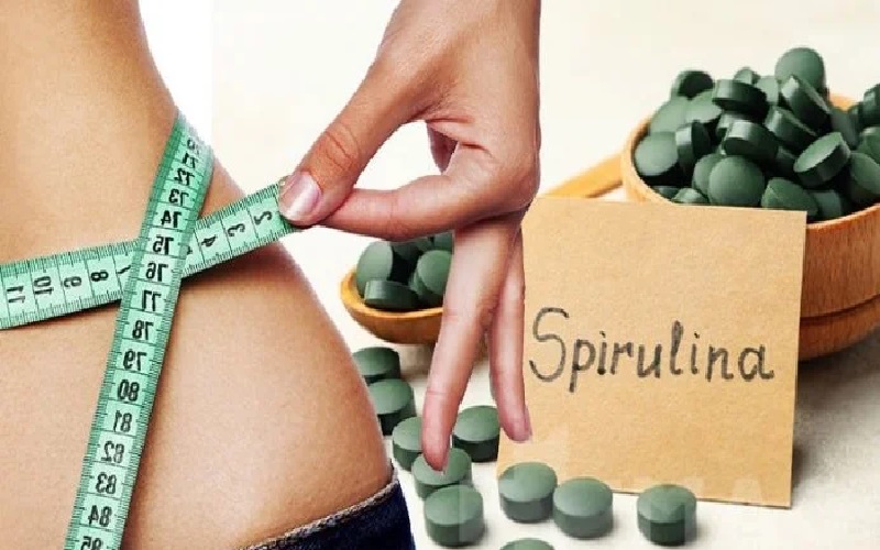آیا پودر جلبک برای لاغری مفید است؟ همه چیز درباره پودر جلبک اسپیرولینا 2 خواص پودر جلبک اسپیرولینا برای لاغری