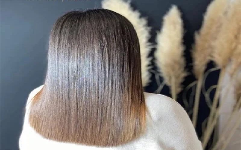 انواع روش های احیای مو + معرفی بهترین روش 1 کراتینتراپی (Keratin Therapy)