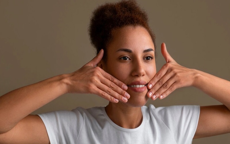 تاثیر ورزش بر سلامت و شادابی پوست 3 نکات مهم برای حفظ شادابی پوست در حین و پس از ورزش