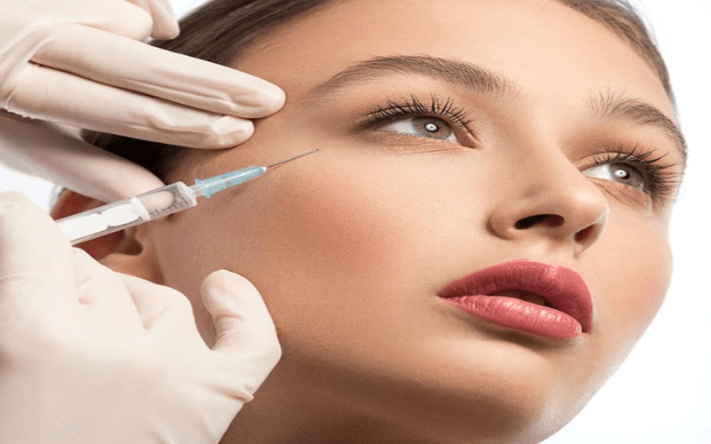برترین درمانهای تزریقی برای جوانسازی پوست 1 درمانهای تزریقی پوست چگونه کار میکنند؟
