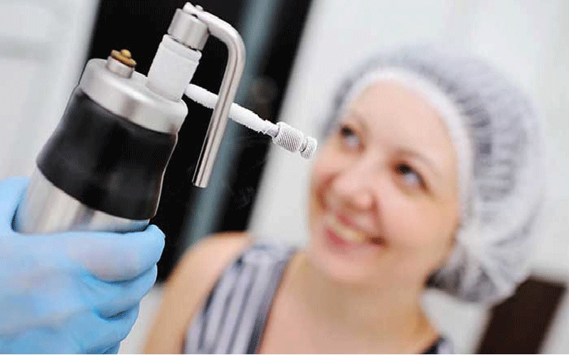 کرایوتراپی یا سرمادرمانی: راهنمای جامع کاربردها، مزایا و عوارض 1 کرایوتراپی