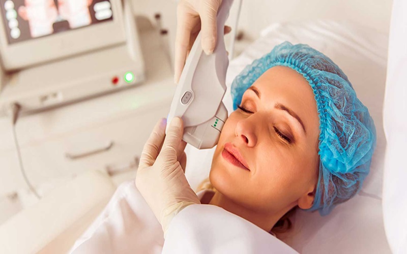 آر اف فرکشنال بهتر است یا هایفوتراپی؟ | مقایسه آر اف و هایفو 2 هایفوتراپی چیست