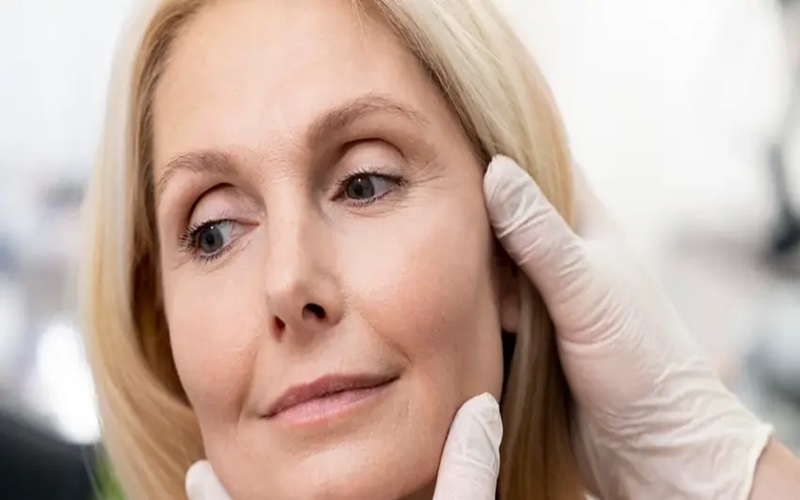 روشهای لیفت پوست بدون جراحی 1 لیفت پوست بدون جراحی چیست؟