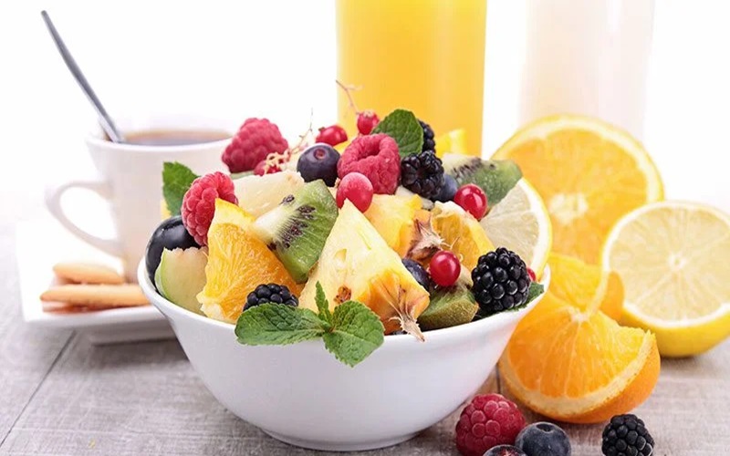 میوه های لاغر کننده؛ راز کاهش وزن سالم و طبیعی 1 چرا باید میوه های لاغر کننده را در رژیم غذایی قرار دهیم؟