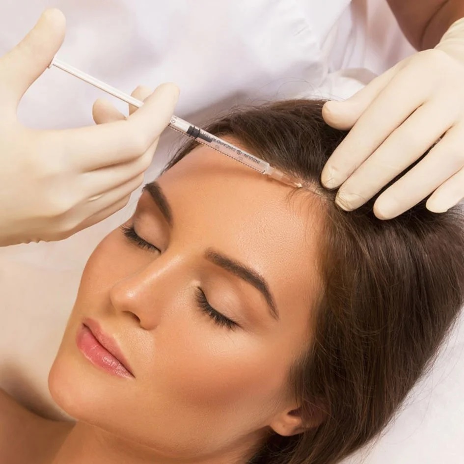 مزوتراپی صورت چیست؟ مزایا، عوارض، هزینه و کاربردها 2 ب 9