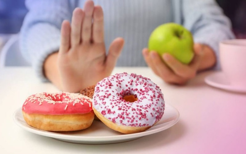 رژیم حذف قند و شکر: روش، فواید و برنامه عملی 3 نکات مهم برای موفقیت در رژیم حذف قند و شکر