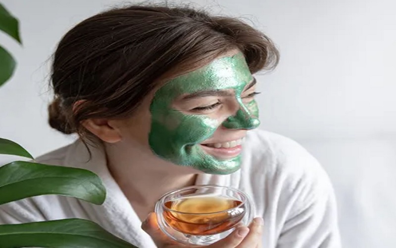 درمان اسکار جوش با طب سنتی: راهکارهای طبیعی و گیاهی برای پوستی صاف 2 بهترین گیاهان دارویی موثر در ترمیم و محو کردن جای جوش