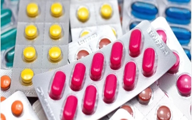 بعد از کاشت مو چه داروهایی مصرف کنیم؟ راهنمای کامل دارویی و مراقبتی 2 پپپ 2