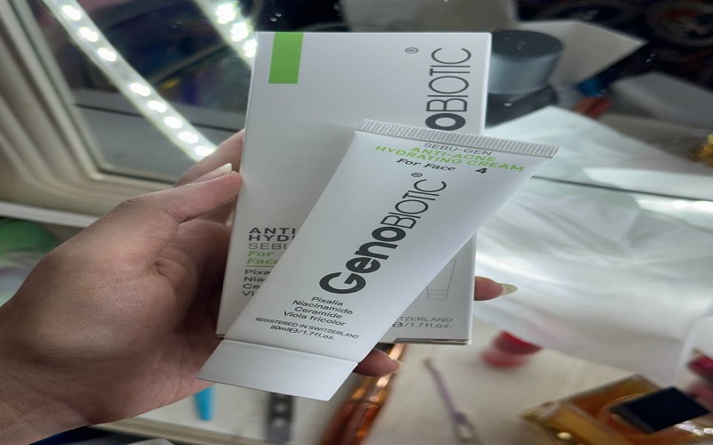 معرفی بهترین آبرسان های ضد لک: راهنمای جامع پیشگیری و درمان لک صورت 3 کرم آبرسان ژنوبایوتیک مدل ضد آکنه