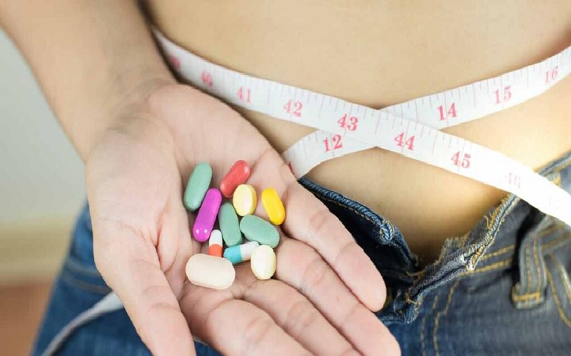 عوارض قرص های لاغری: آنچه قبل از مصرف باید بدانید 2 عوارض خطرناک و جدی قرص های لاغری: هشدارهای پزشکی