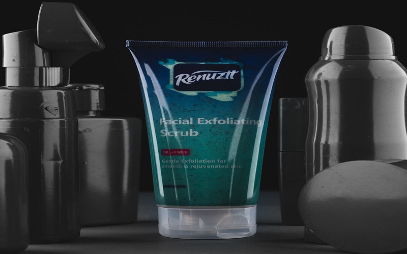 اسکراب صورت مناسب پوست لکدار: راهنمای جامع انتخاب، مزایا و نحوه استفاده 7 ثثث